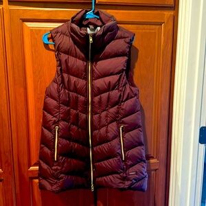 Athleta CYA Goose Down Puffer vest burgundy medium